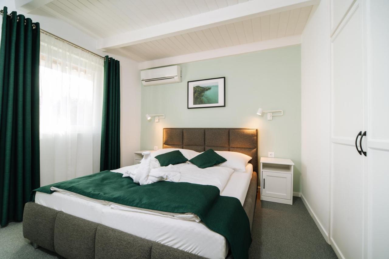 Topaz Apartmanhazak Balatongyorok Ngoại thất bức ảnh