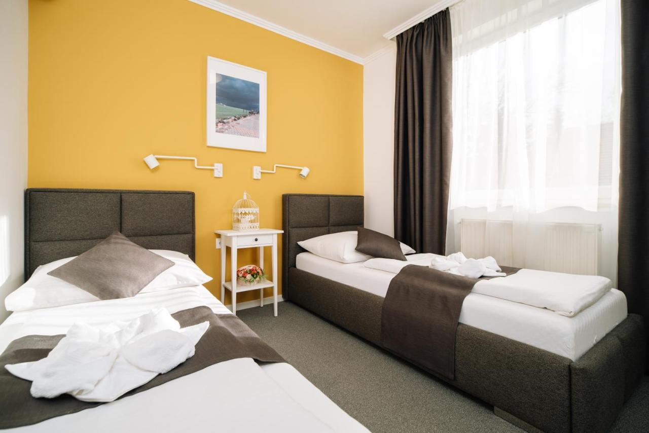 Topaz Apartmanhazak Balatongyorok Ngoại thất bức ảnh