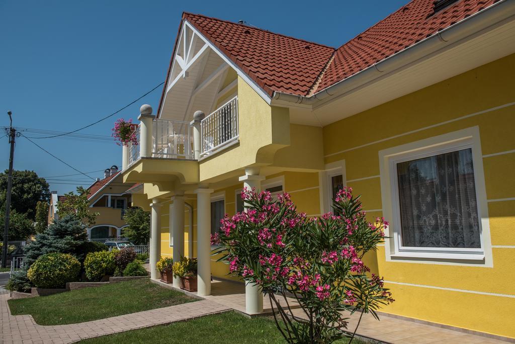 Topaz Apartmanhazak Balatongyorok Ngoại thất bức ảnh