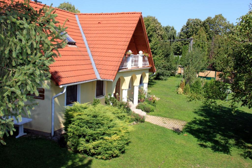 Topaz Apartmanhazak Balatongyorok Ngoại thất bức ảnh